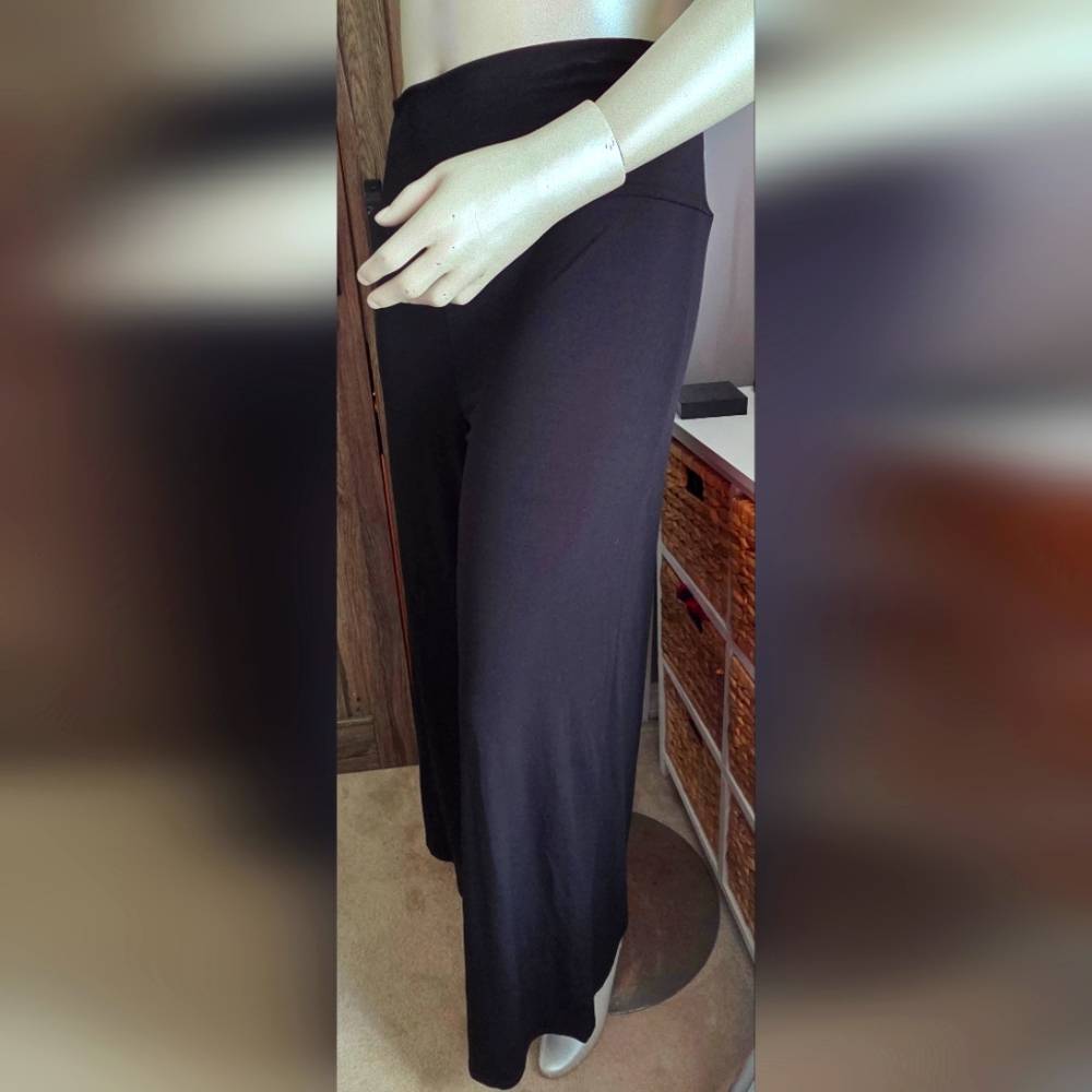 🌹Black Wide Leg Pants with Flowing Silhouette - Picture 2 of 5